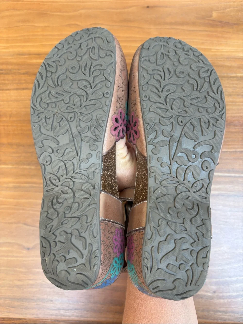Spring Step L’artiste Aahna Sandals Closed Toe Hand Painted 8 7.5
